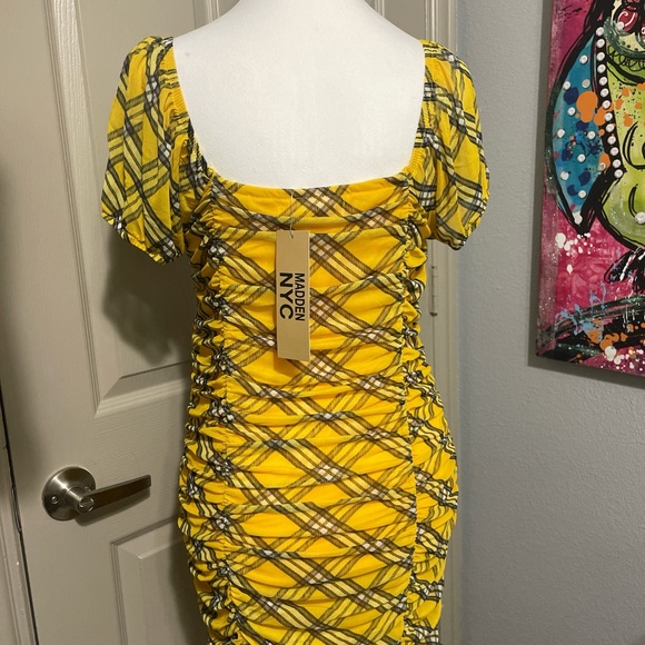 NWT MADDEN NYC YELLOW BODYCON DRESS - Picture 4 of 4